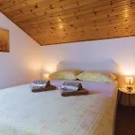 Three-bedroom In Opuzen (Dubrovnik-Neretva)