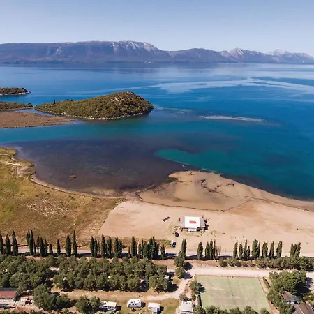 Three-bedroom In Prázdninový dům Opuzen (Dubrovnik-Neretva)